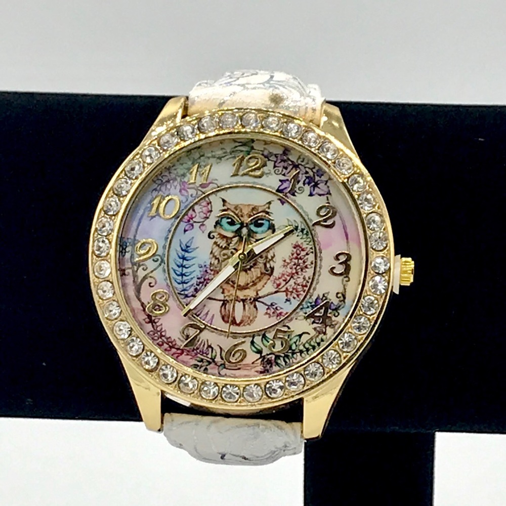 Beautifully Designed Owl Wrist Watch
